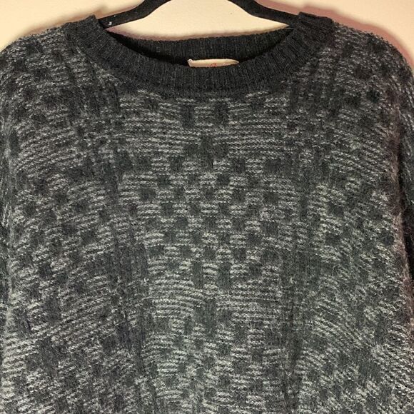RIVER BRAND by Arrow 100% wool sweater large - Picture 3 of 8